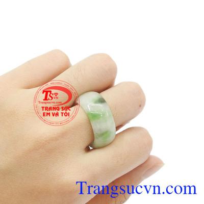 Nhẫn Ngọc Nam Trắng Vân Xanh Giá Rẻ nhẫn ngọc giá rẻ Phù hợp đeo ngón nhẫn,ngón cái, ngón trỏ. Nhẫn Ngọc Nam Trắng Vân Xanh Giá Rẻ