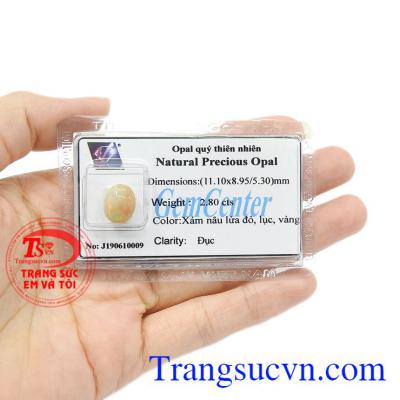 Khi sử dụng đá opal thiên nhiên giúp người đeo cải thiện sức khỏe, đẩy lùi tiêu cực mang đến sự bình an. Opal quý thiên nhiên đặc biệt.