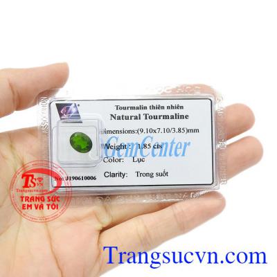 Việc sử dụng đá peridot thiên nhiên thường xuyên sẽ cải thiện sức khỏe đặc biệt là tim và hệ miễn dịch. Tourmalin thiên nhiên cao cấp.