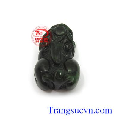 Tỳ hưu bảo vật có tác dụng giải trừ tà khí, mang lại may mắn, bình an và hạnh phúc cho người đeo