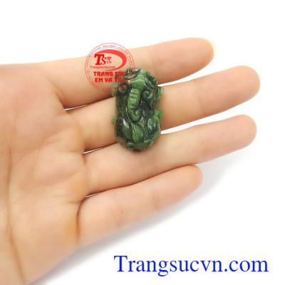 Tỳ hưu ngọc cẩm thạch thiên nhiên phù hợp làm quà tặng cho người yêu thương những dịp ý nghĩa