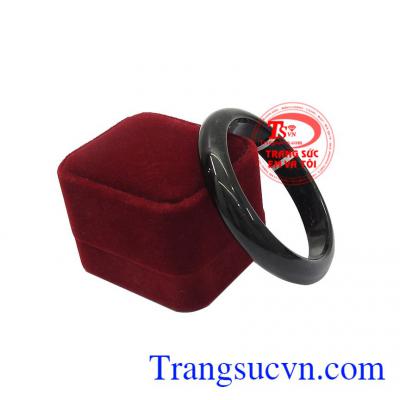 Vòng ngọc đẹp thiên nhiên