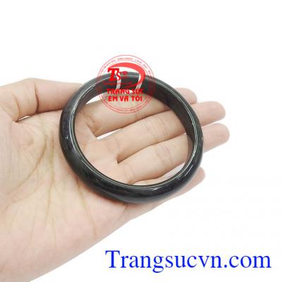 Sản phẩm được chế tác từ ngọc cẩm thạch thiên nhiên chất lượng