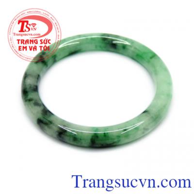 Vòng jadeite chuẩn chất lượng