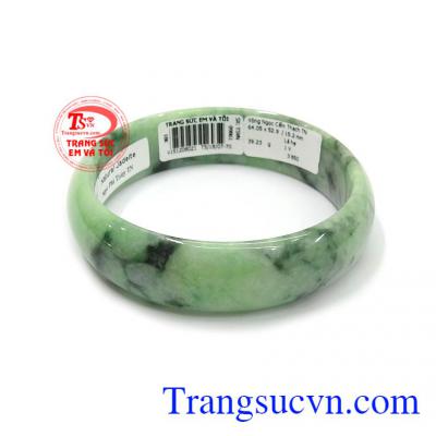 Vòng ngọc Ngọc cẩm thạch thiên nhiên sản phẩm đảm bảo chất lượng ngọc thiên nhiên có giấy kiểm định vòng ngọc kèm theo từng chiếc vòng ngọc