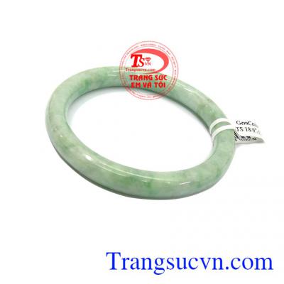 Vòng ngọc cẩm thạch đem lại sự an tâm và làm giảm bớt lo âu