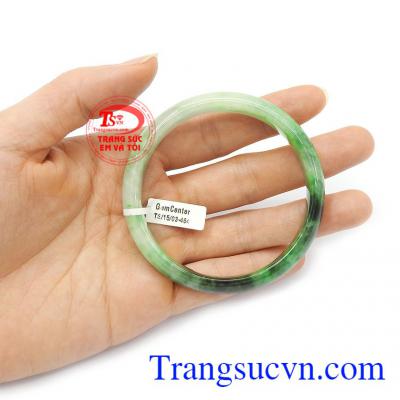 Vòng Ngọc Cẩm Thạch TN là món quà tặng tuyệt vời cho người yêu thương