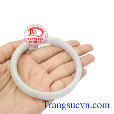 Vòng ngọc cẩm thạch