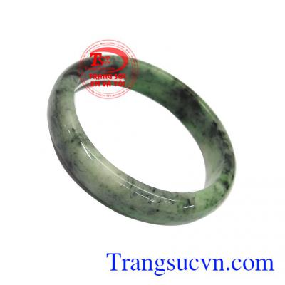 Vòng ngọc được ưa chuộng có giấy kiểm định chất lượng, giao hàng nhanh trên toàn quốc