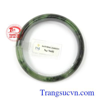 Vòng ngọc Kiểm định PNJ phù hợp nhiều lứa tuổi khác nhau, được phái đẹp ưa chuộng sử dụng