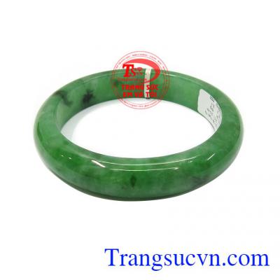 Vòng ngọc lục nhạt là sản phẩm vòng ngọc đẹp, được các bà, các mẹ ưa thích