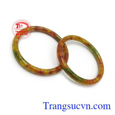 Vòng Sao Hỏa phù hợp phong cách và thị hiếu phái đẹp, được nhiều người sử dụng như lá bùa hộ mệnh cho bản thân