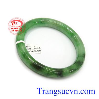 Vòng tay cỡ nhỏ là sản phẩm vòng ngọc cẩm thạch thiên nhiên