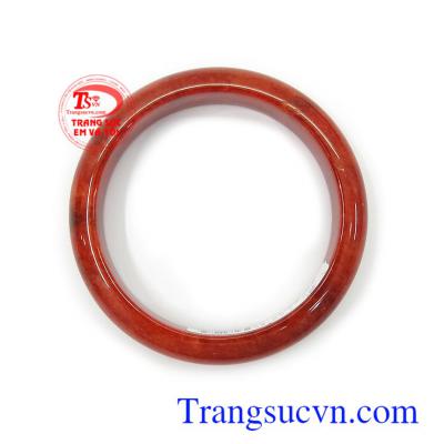 Vòng thạch cẩm ngọc đỏ phù hợp nhiều lứa tuổi và phong cách thời trang khác nhau