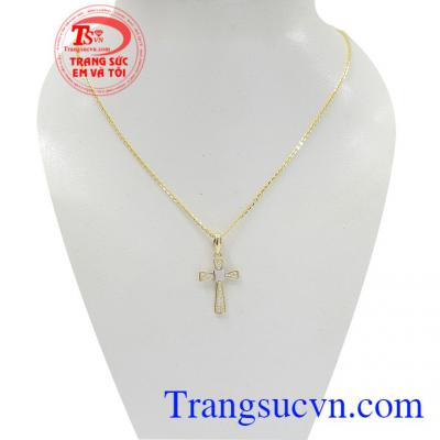 Bộ dây thánh giá vàng 10k là sản phẩm tôn lên sự tinh tế, mới mẻ và sang trọng cho người đeo