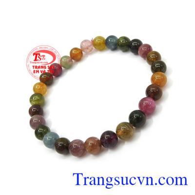 Chuỗi hạt đeo tay Tourmaline có tác dụng mang lại may mắn, bình an và tài lộc cho người đeo