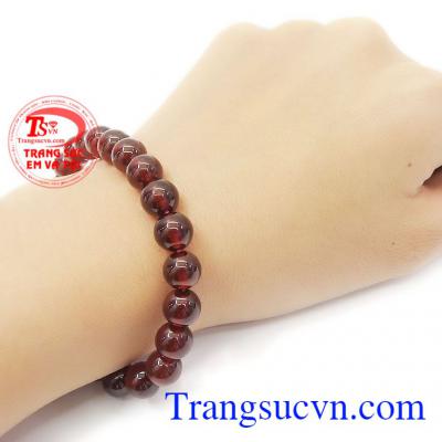 Sản phẩm thích hợp làm quà tặng cho người thân hoặc bạn bè,Chuỗi tay Garnet 8 ly