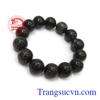 Chuỗi tay Thạch Anh Tóc Đen tròn to có tác dụng mang lại sự bình an trọng tâm hồn, sự may mắn và tài lộc trong cuộc sống cho người đeo
