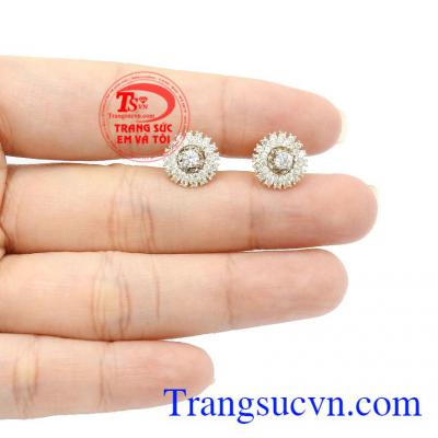 Sản phẩm được rất nhiều khách hàng ưa thích và lựa chọn,Hoa tai vàng mặt trời