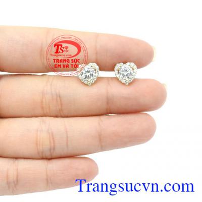 Sản phẩm đang được rất nhiều khách hàng của Trang sức Em và Tôi ưa thích và lựa chọn,Hoa tai vàng trái tim
