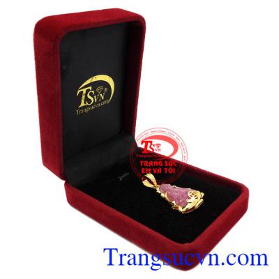 Mặt dây quan âm ruby may mắn