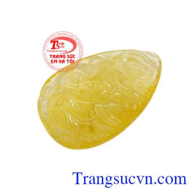 Mặt dây thạch anh rồng mang lại nhiều sức khỏe, may mắn, tài lộc cho người đeo