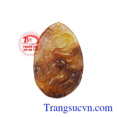 Mặt dây thạch anh tóc rồng vàng được chế tác từ thạch anh tóc vàng chứa nguồn năng lượng lớn nhất trong dòng họ nhà thạch anh