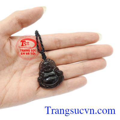 Mặt phật di lặc thạch anh khói hoan hỉ là món quà ý nghĩa tặng bạn bè tân gia, những cặp vợ chồng son hoặc người thân gia trong gia đình