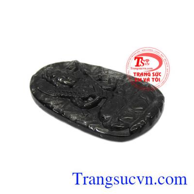 Mặt phật tuổi sửu-dần thạch anh tóc đen được chạm khắc theo hình phật hư không tạng bồ tát.