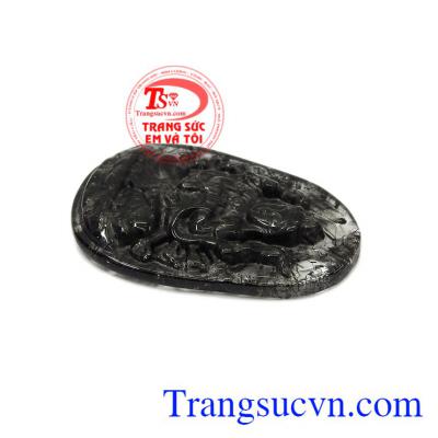 Mặt phật có thể bọc vàng hoặc bạc để đảm bảo độ bền đẹp. Mặt phật tuổi tý thạch anh tóc đen