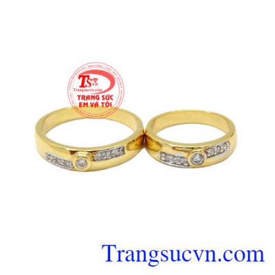 Hôn nhân là cái kết của một tình yêu đẹp giúp cho mỗi người trở nên đầy trách nhiệm và trưởng thành hơn. Nhẫn cưới hạnh phúc mãi mãi