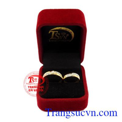 Nhẫn cưới hạnh phúc mãi mãi