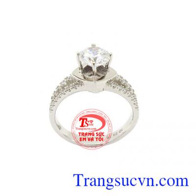 Nhẫn nữ vàng trắng may mắn mang lại vẻ dịu dàng dễ thương cho người đeo