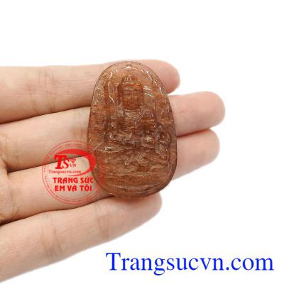 Mặt phật thạch anh tóc có thể bọc vàng hoặc bạc để đảm bảo độ bền đẹp. Phật bản mệnh tuổi mão thạch anh tóc.