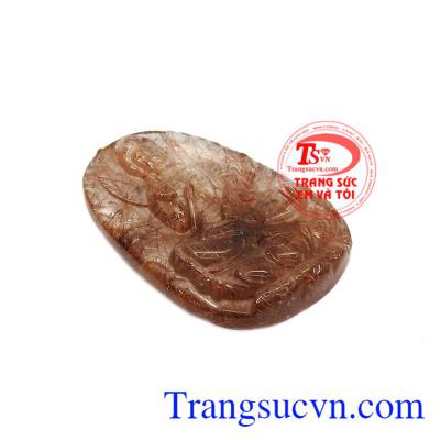 Phật bản mệnh tuổi tuất-hợi thạch anh tóc là sản phẩm được chạm khắc theo hình phật a di đà. 