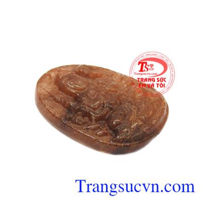 Phật bản mệnh tuổi tý thạch anh tóc được chế tác từ thạch anh tóc thiên nhiên.