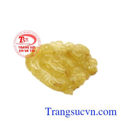 Sản phẩm thích hợp cho người mệnh kim và mệnh thủy. Phật di lặc thạch anh tóc vàng hợp mệnh