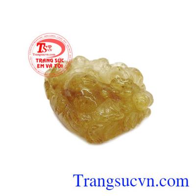 Sản phẩm hợp phong thủy, sang trọng, thích hợp làm quà tặng cho người thân của bạn. Phật di lặc thạch anh tóc vàng thịnh vượng