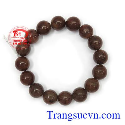 Thạch anh tóc cho mệnh Thổ thời trang sang trọng