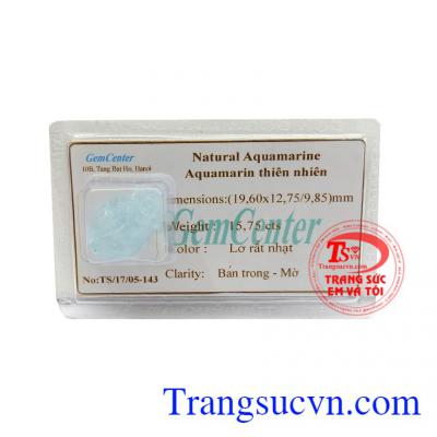 Tỳ hưu Aqua nữ thần biển, đeo trước ngực viên đá aquamarine sáng lấp lánh như lá bùa hộ mệnh, sẽ ban cho họ lòng dũng cảm và nhiệt huyết