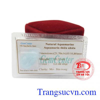Aquamarine còn giúp chữa được chứng mất ngủ, nấc cục và hắt hơi