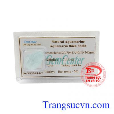 Tỳ hưu Aquamarine phớt trắng, màu xanh nước biển của Aquamarine thuộc hành thủy, là trang sức cầu tài, cầu may mắn và bình an cho người mệnh Thủy và mệnh Mộc
