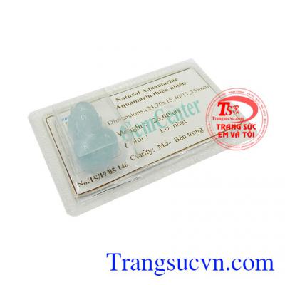 Vì các loại đá tự nhiên trải qua hàng triệu năm tồn tại đã hấp thụ linh khí trời đất, mang năng lượng phong thủy cao