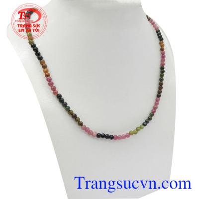 Vòng cổ Turamaline ý nghĩa phù hợp nhiều phong cách thời trang và lứa tuổi khác nhau