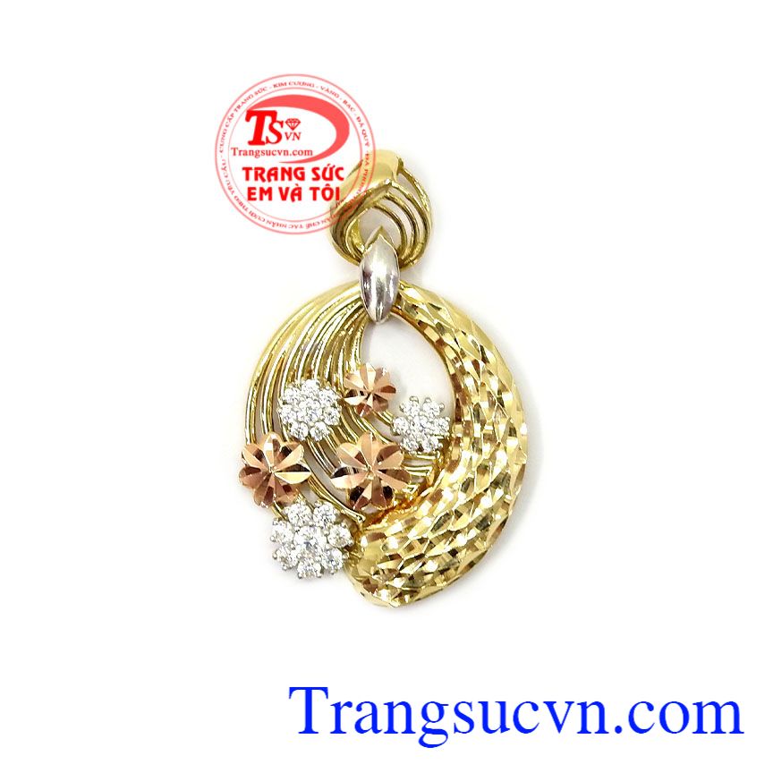 Mặt dây vàng nữ sang trọng 18k được nhập khẩu từ Hàn Quốc với kiểu dáng thiết kế đẹp và trang nhã,Mặt dây vàng nữ sang trọng 18k