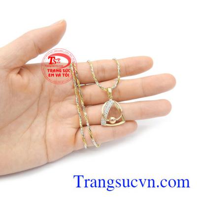Bộ dây vàng nữ quý phái là món quà phù hợp cho người yêu thương những dịp ý nghĩa