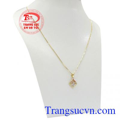 Bộ dây vàng nữ tinh tế được chế tác tinh xảo và thời thượng với kiểu dáng thời trang từ vàng 18k chất lượng cao,Bộ dây vàng nữ tinh tế