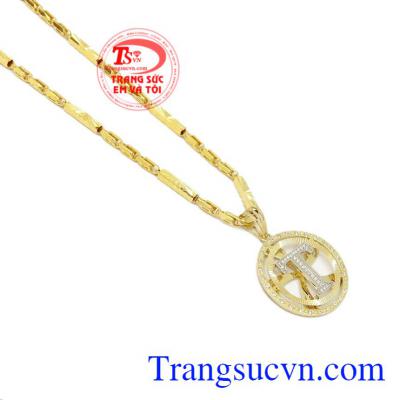 Bộ mặt dây chữ T cá tính, phong cách.