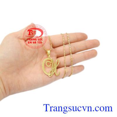 Bộ mặt dây chuyền chữ CH thích hợp làm quà tặng để gắn kết tình yêu thương.
