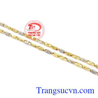 Dây chuyền nam vàng ấn tượng 10k phù hợp làm quà tặng cho người thân, bạn bè.